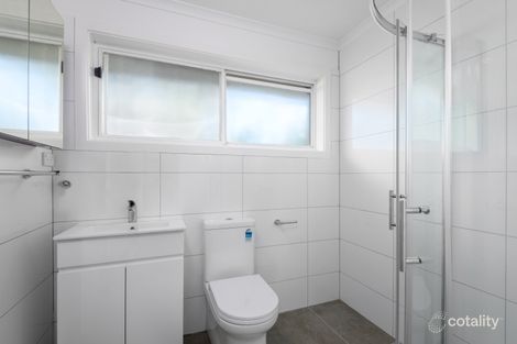 Property photo of 1/7 Golf Links Avenue Oakleigh VIC 3166