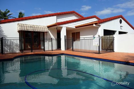 Property photo of 25 Seaspray Street Paradise Point QLD 4216