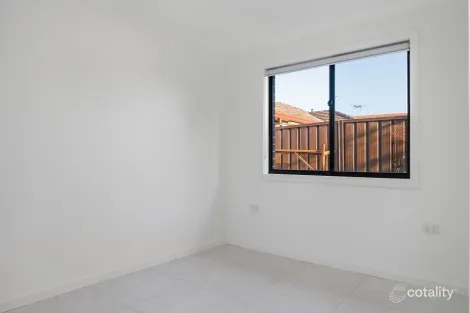 Property photo of 5 Harvey Street Macquarie Fields NSW 2564