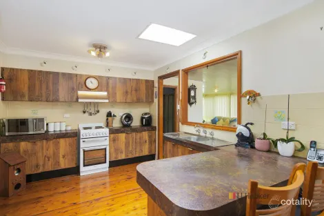 Property photo of 39 Dalnott Road Gorokan NSW 2263