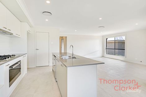 17 Pikewood Rd, Heddon Greta, NSW 2321