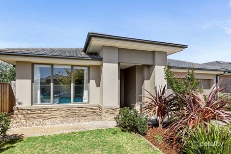 Property photo of 24 Glider Street Mount Duneed VIC 3217