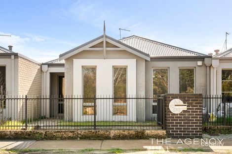 Property photo of 8 Elderflower Street Treeby WA 6164