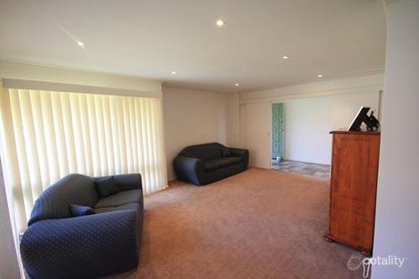 Property photo of 26 Dewrang Avenue Bradbury NSW 2560