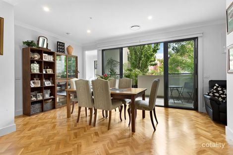 Property photo of 2/15 Louise Avenue Mont Albert VIC 3127