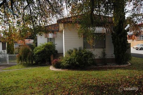 Property photo of 8 Caroline Avenue Bowenfels NSW 2790