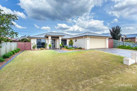 18 Hinchliffe Dr, Kearneys Spring, QLD 4350