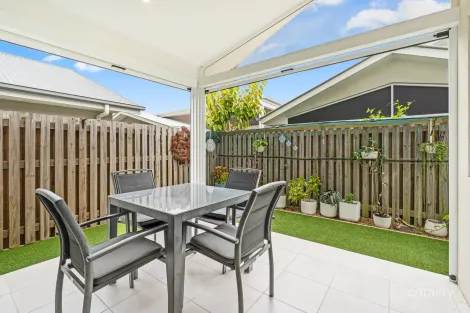 31/2-20 Island View Dr, Urangan, QLD 4655