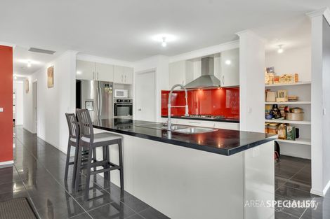 Property photo of 32 Myhaven Circuit Carrum Downs VIC 3201