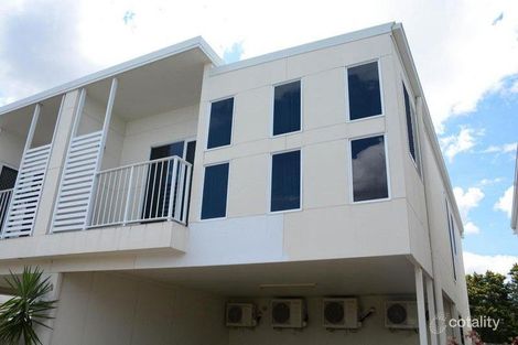 8 Queen Elizabeth Dr, Cooloola Cove, QLD 4580