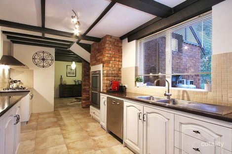 Property photo of 1 Crescent Road Kalamunda WA 6076