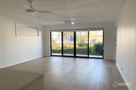 2/4 Mary Ave, Broadbeach, QLD 4218