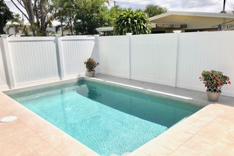 Property photo of 1/18 Bali Avenue Palm Beach QLD 4221