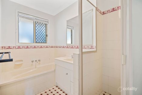 Property photo of 5 Verbena Close Yamanto QLD 4305