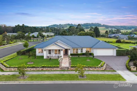 Property photo of 32 Challoner Rise Renwick NSW 2575