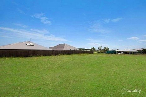52 Shutehaven Cct, Bushland Beach, QLD 4818