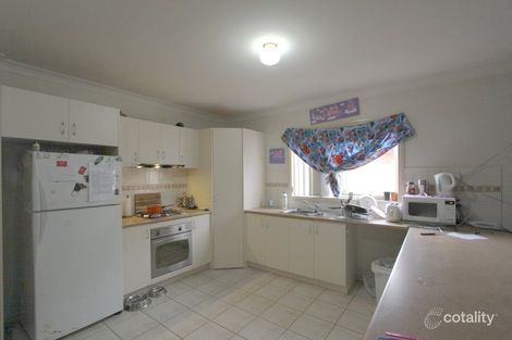 Property photo of 14 Rutman Close Werribee VIC 3030
