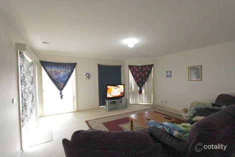 Property photo of 14 Rutman Close Werribee VIC 3030
