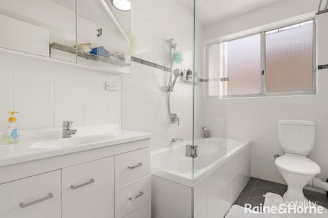 Property photo of 4/11 Crest Road Crestwood NSW 2620