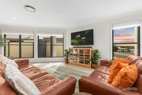 Property photo of 50 Himyar Drive Warwick QLD 4370