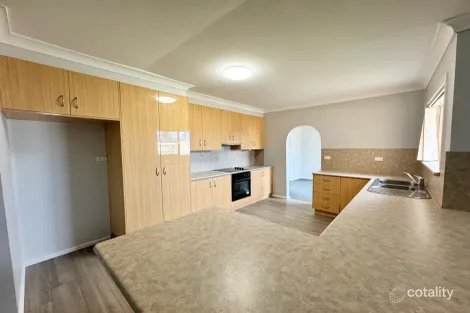 Property photo of 10 Moses Street Griffith NSW 2680