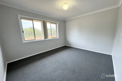 Property photo of 10 Moses Street Griffith NSW 2680