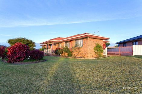 Property photo of 6 Pryor Crescent Old Bar NSW 2430
