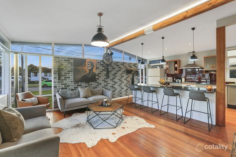 Property photo of 17 Weir Crescent Lurnea NSW 2170