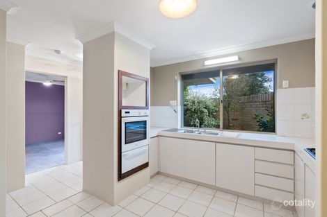 Property photo of 2/4 Mackay Crescent Gosnells WA 6110