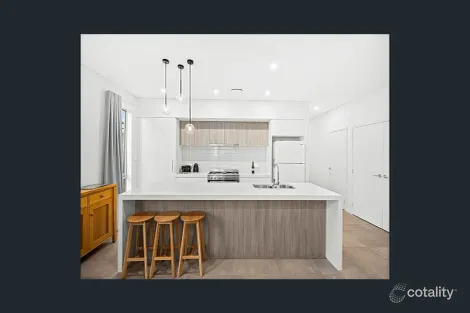 Property photo of 241 Harbour Boulevard Shell Cove NSW 2529