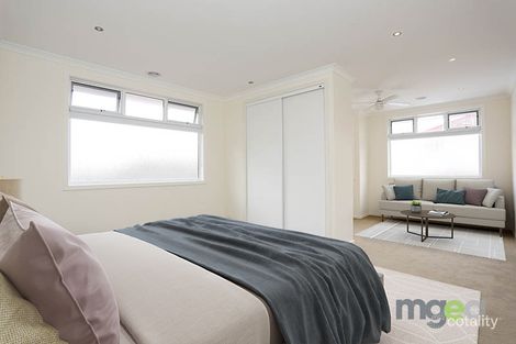 Property photo of 2/7 Keiller Avenue Parkdale VIC 3195