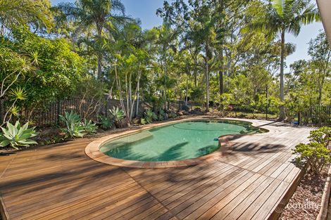 Property photo of 18 Derwent Avenue Helensvale QLD 4212