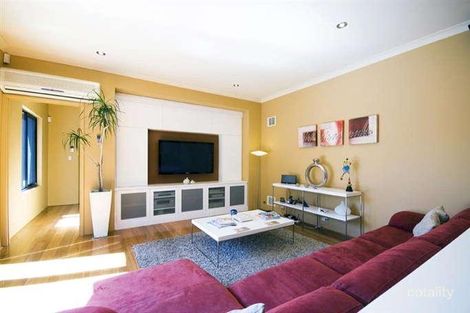 Property photo of 2 Juniper Bank Way Subiaco WA 6008