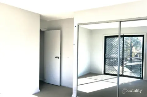 Property photo of 13/20-22 Balanada Avenue Chipping Norton NSW 2170