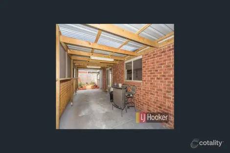 Property photo of 48 Bernborough Avenue Cranbourne West VIC 3977