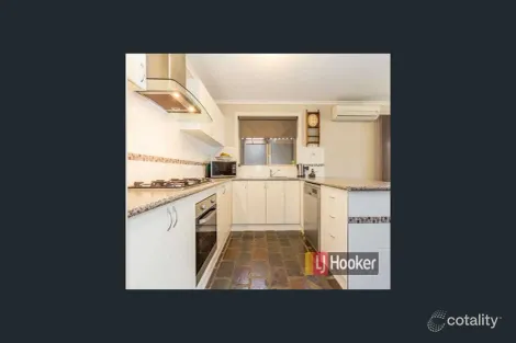 Property photo of 48 Bernborough Avenue Cranbourne West VIC 3977