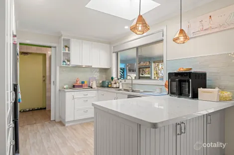 Property photo of 12 Heyley Avenue Ventnor VIC 3922