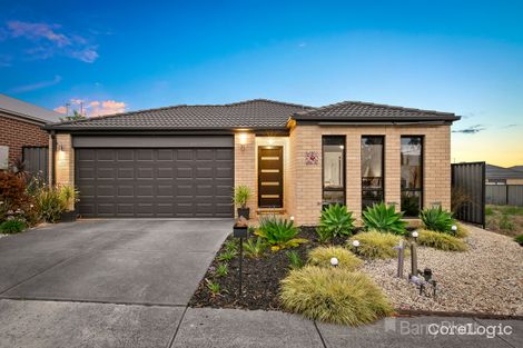 Property photo of 18 Sienna Way Pakenham VIC 3810