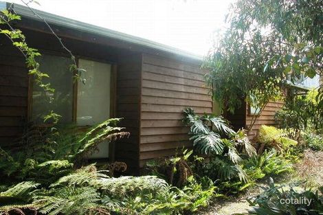 Property photo of 28 Goolgowie Street Rosebud VIC 3939