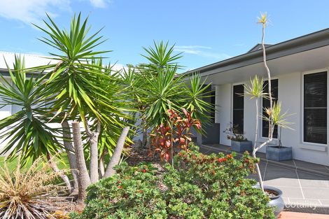 Property photo of 39 Tristania Crescent Urangan QLD 4655