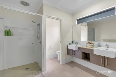 Property photo of 102 Harbour Drive Trinity Park QLD 4879