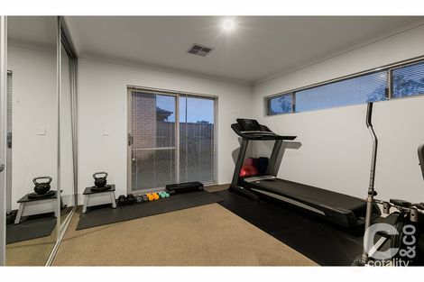 Property photo of 2 Ironcap Grove Wandi WA 6167