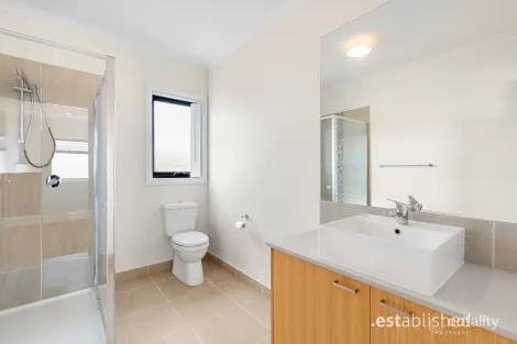 Property photo of 23 Rhode Island Close Point Cook VIC 3030