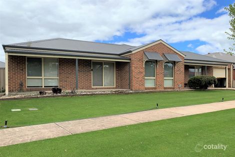 Property photo of 1/63 Cambridge Drive Mansfield VIC 3722