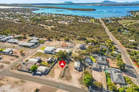 10 Bay Rd, Venus Bay, SA 5607