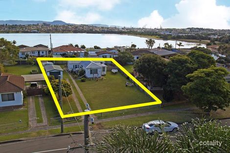 Property photo of 18 Illowra Crescent Primbee NSW 2502