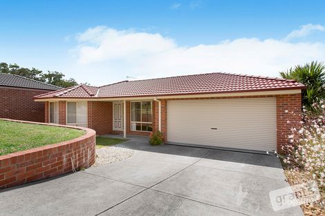 6 Johnsons Pl, Pakenham, VIC 3810