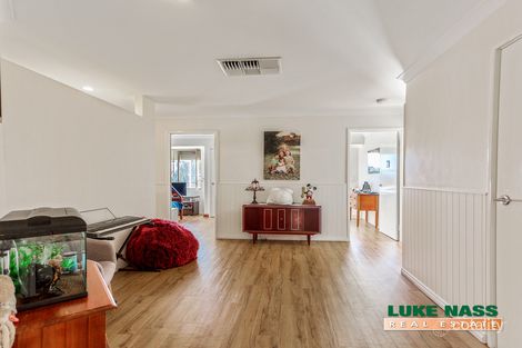 Property photo of 38 Amethyst Crescent Mount Richon WA 6112
