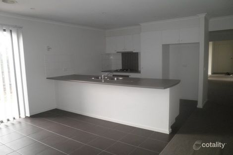 Property photo of 4 Bluestone Court Point Cook VIC 3030