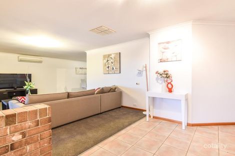 Property photo of 18 Jutland Parade Woodcroft SA 5162